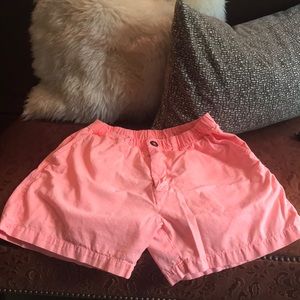 Men’s medium chubbie shorts